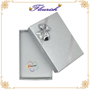 Scatola di carta da imballaggio per gioielli con bracciale ad anello con ciondolo a forma di orecchini di cartone rigido a colori