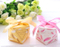 Confezione regalo Bridemaid in cartone di colore viola dal bel design a cuore con nastro