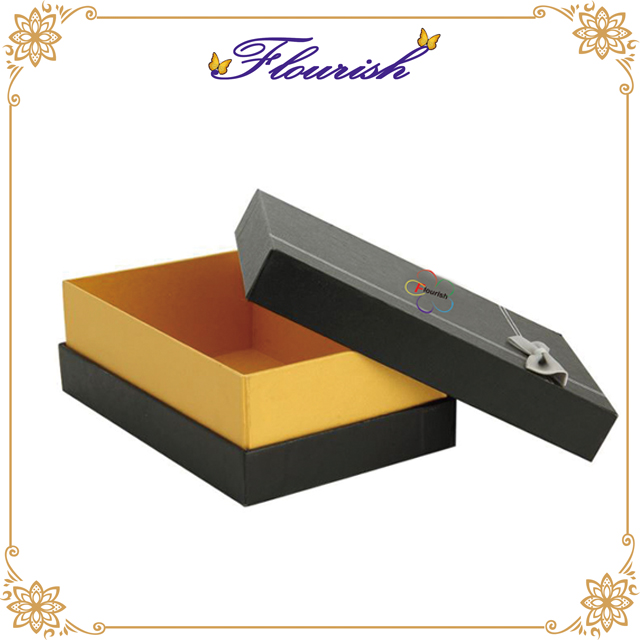 Elegante confezione regalo per sciarpa da donna in cartone