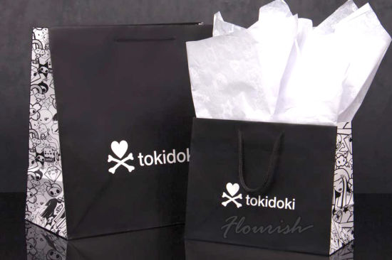 Borsa in granato confezionata per abbigliamento laminato opaco con logo stampato personalizzato
