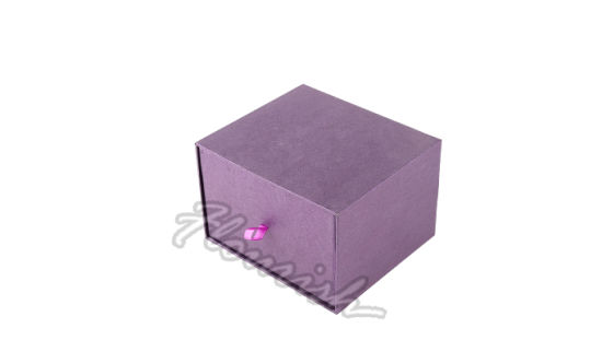 Confezione regalo in carta di lino color bordeaux