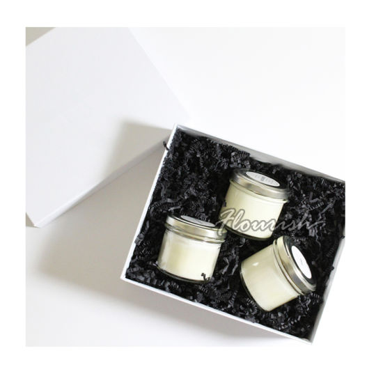 Scatola di immagazzinaggio con set di candele e coperchio di carta grigia personalizzati