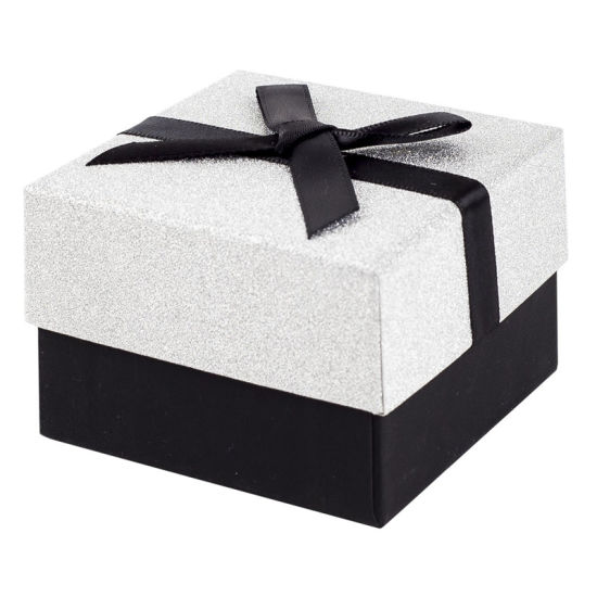 Confezione regalo rigida in cartone quadrato con decoro Bowtie