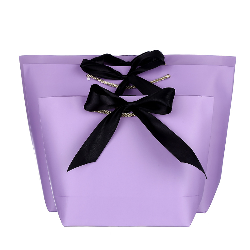 Sacchetti regalo di imballaggio di carta di moda all'ingrosso del produttore della Cina