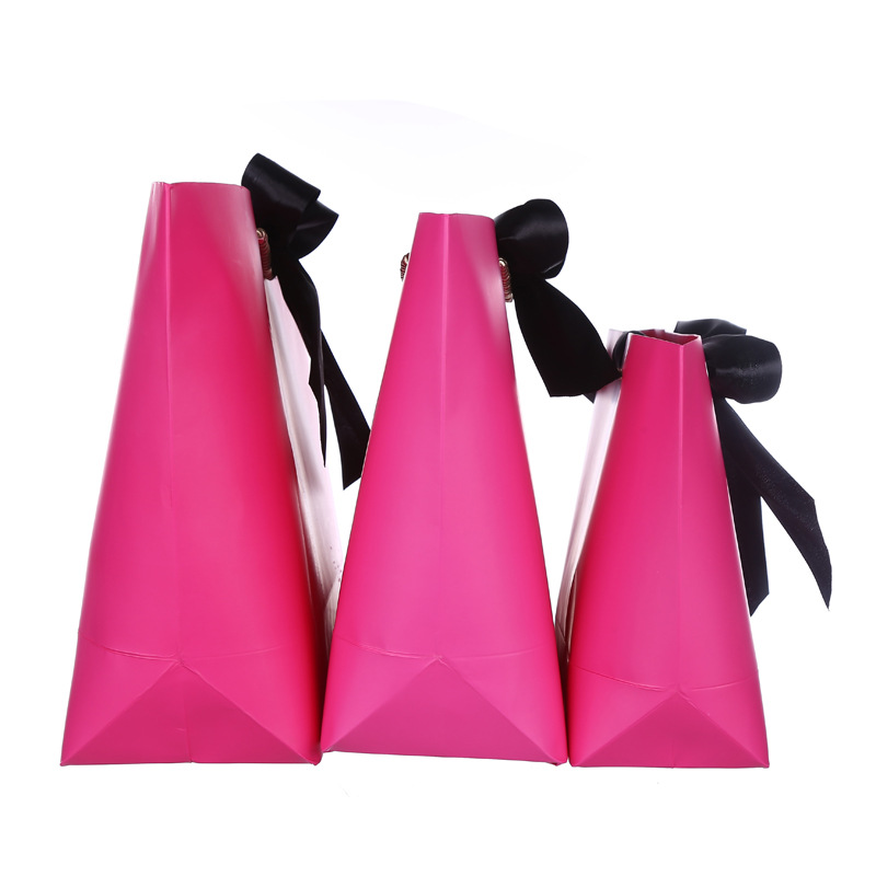 Sacchetti regalo di carta per lo shopping di moda all'ingrosso del produttore della Cina