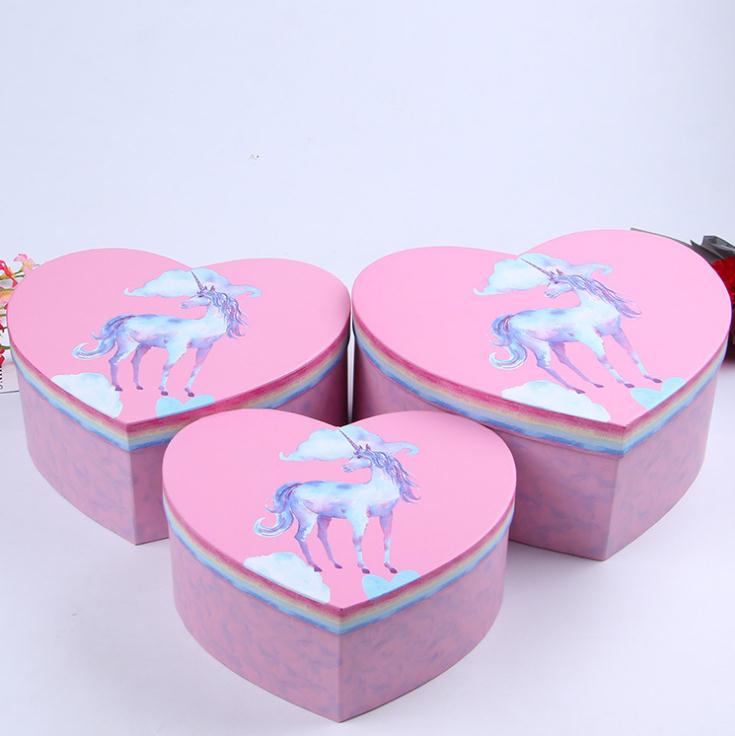 Scatola d'imballaggio del regalo del fiore di carta del cartone a forma di cuore per l'imballaggio della rosa
