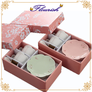 La Cina ha realizzato un elemento personalizzato che stampa il piatto da tavola e la tazza rosa delle stoviglie da pranzo