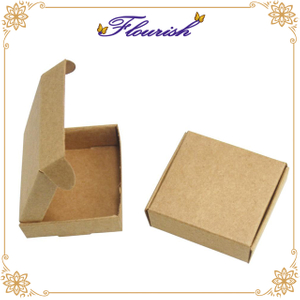 Scatola regalo pieghevole ecologica a forma di carta kraft quadrata