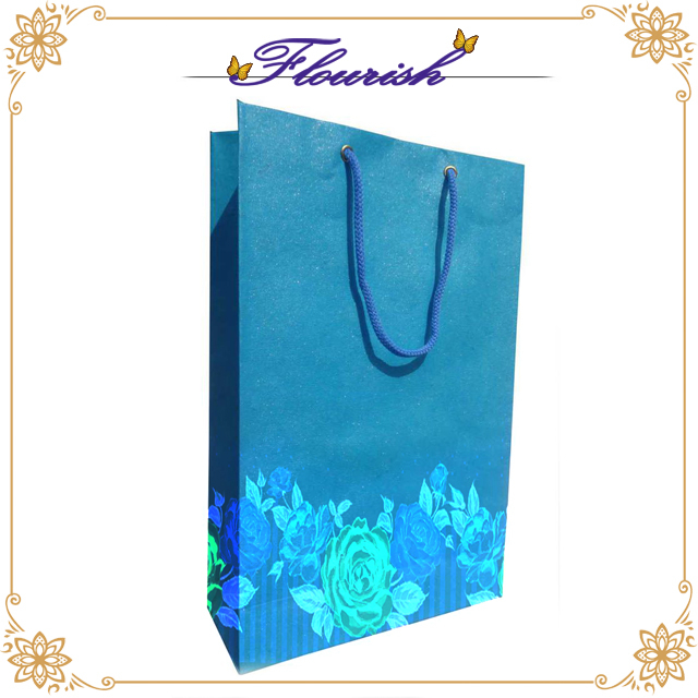 Borsa da imballaggio in carta patinata blu con stampa personalizzata