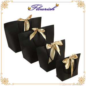 Tote Bag di nidificazione in carta patinata nera realizzata in Cina