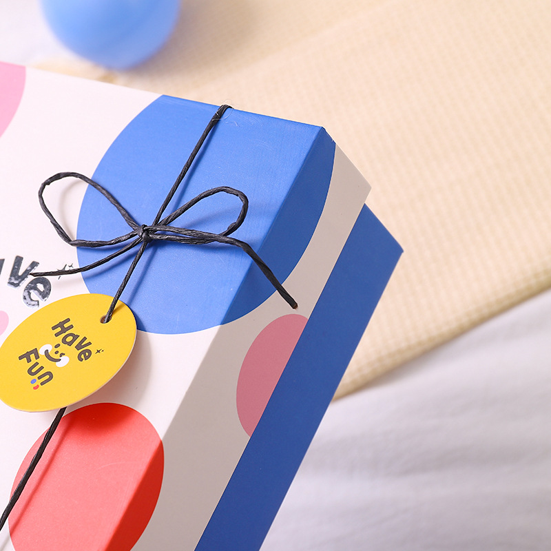 Scatola per imballaggio in carta da stampa logo personalizzato nuovo arrivo per feste e festival