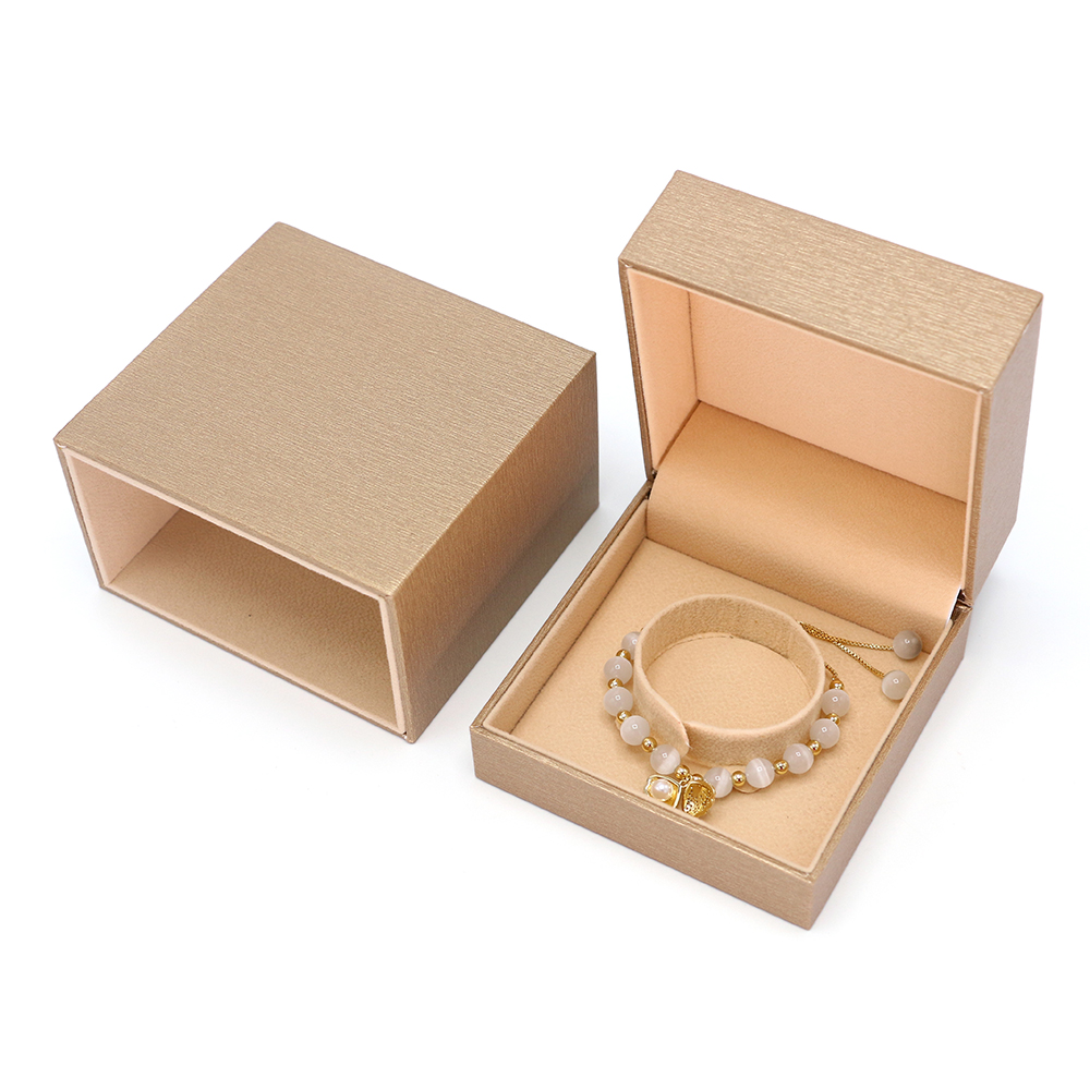 Nuovi arrivi Luxury Clamshell LED Jewelry Box per anello/collana